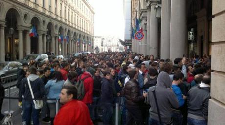 Nuovo Apple Store a Torino. Ecco le foto dell’inaugurazione.