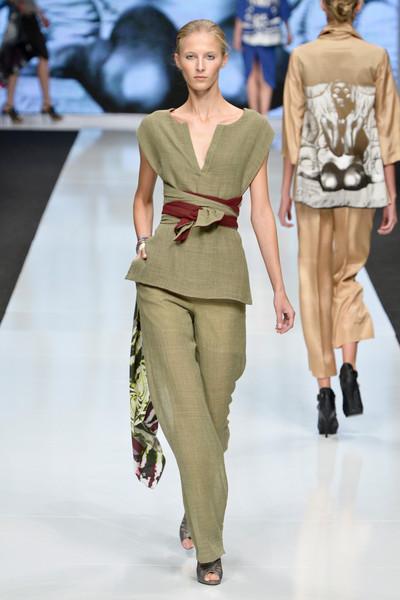 My Milan Fashion Week: 25th september, New Upcoming Designers Fashion Show Part 1