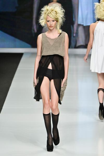 My Milan Fashion Week: 25th september, New Upcoming Designers Fashion Show Part 1