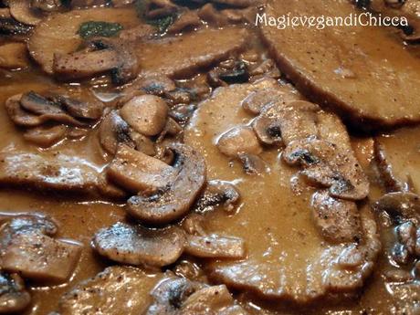 Scaloppine di seitan ai funghi