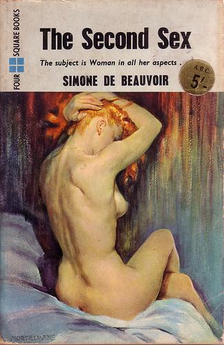 una immagine di Copertina di unedizione in lingua inglese de Il secondo sesso su Simone de Beauvoir: uno Scandaloso Urlo di Ribellione