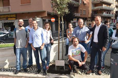 Un albero e una targa in ricordo del nostro amico Francesco Fiori, che difese la bellezza di Roma