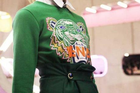 { Trend : Kenzo Tiger Embroidery Sweater }