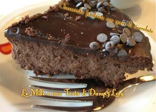 CHEESECAKE FONDENTE CON GOCCE DI CIOCCOLATO