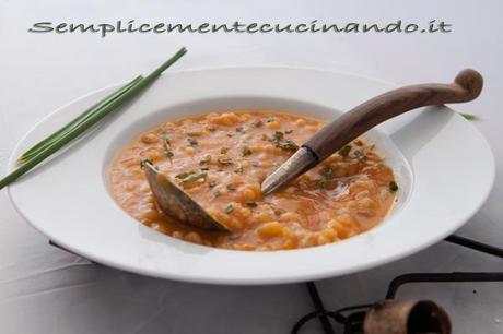 Minestra di orzo, zucca e funghi