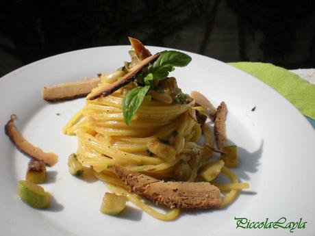 Spaghetti alla Chitarra con Carbonara di Zucchine e Pinoli