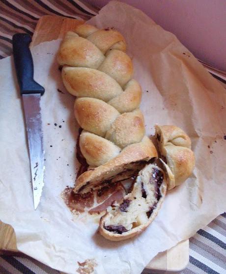 Pane dolce dello Shabbat al cocco disidratato e cioccolato fondente