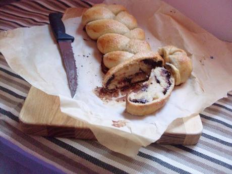 Pane dolce dello Shabbat al cocco disidratato e cioccolato fondente