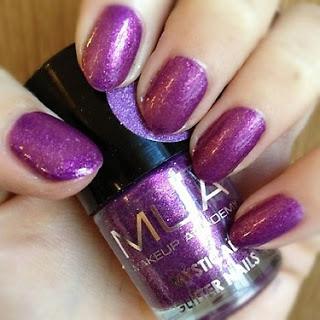 Preview: MUA presenta Mystical Glitter Nails