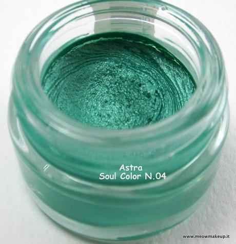 Astra Soul Color Waterproof Eyeshadow: preview and swatches