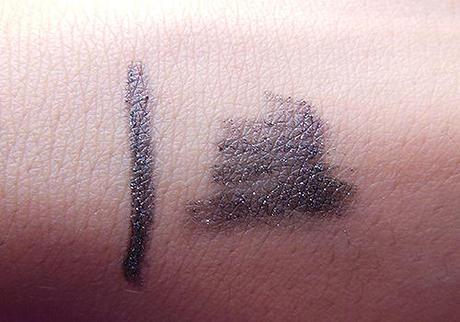 Urban Decay 24/7 Glide On Eye Pencil in Oil Slick