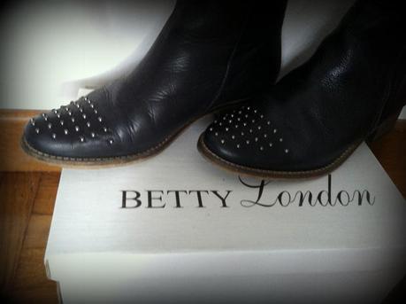 New in: Betty London Tadelle booties