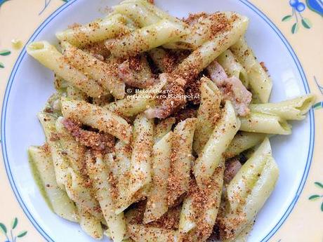 Penne pesto e pancetta