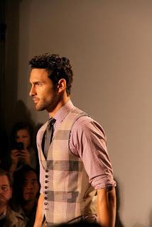 Noah Mills for Simon Spurr  p/e 2011