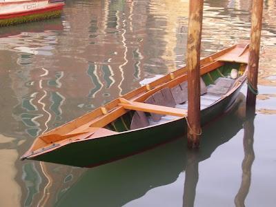 La storia del sandalo, l'imbarcazione tipica dei laghi del Gargano