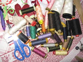 foto dell'eredità di bottoni e aghi