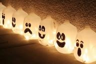 Trick or Treat? Riciclo creativo per Halloween : fantasmi!!!