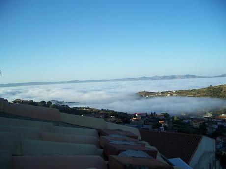 OFF TOPIC: BUON GIORNO GENTE... LA NATURA e I SUOI SPETTACOLI... UNA CARTOLINA DAL MIO PAESINO.
