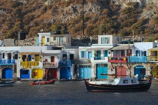 Andar per Isole nel mare Egeo: Folegandros e Milos