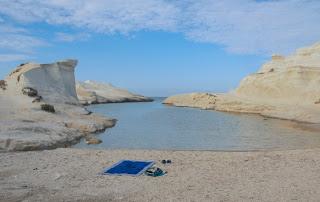 Andar per Isole nel mare Egeo: Folegandros e Milos