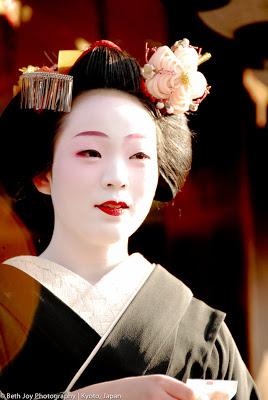 Geisha, tra moda, ignoranza e realtà.