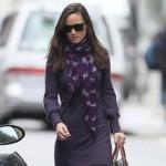 Pippa Middleton veste viola: chi l’ha detto che porta male?