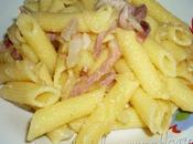 Penne rigate senza glutine cipolla, speck patate