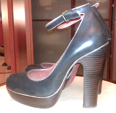 Shoe Room #50 Scarpe & Scarpe ne tira fuori una buona :D Gothic Heels