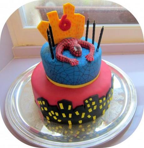 Spiderman cake & cookies