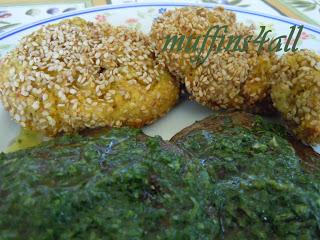 Polpette di quinoa e miglio con zucca e semi di sesamo