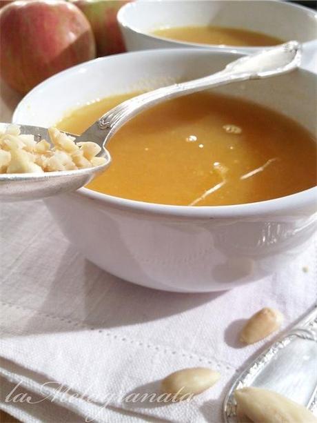 (quasi una) Vichyssoise con mele e mandorle