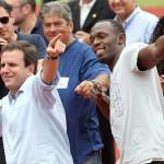 Usain Bolt con il sindaco di Rio De Janeiro Eduardo Paes03