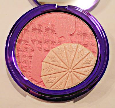 Review&Swatches; PUPA CHINA DOLL BLUSH Maxi Fard Duo Illuminante nella colorazione 01 Rose Bonne Minne / Pearly Porcelain