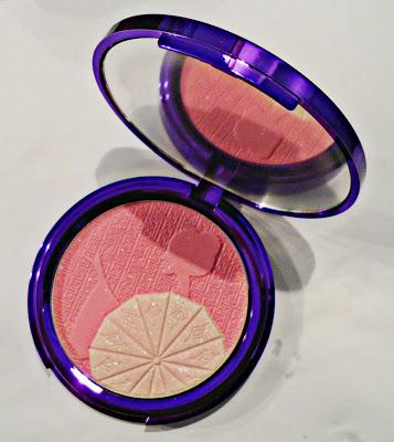 Review&Swatches; PUPA CHINA DOLL BLUSH Maxi Fard Duo Illuminante nella colorazione 01 Rose Bonne Minne / Pearly Porcelain