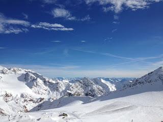 Stubaital Gletscher. Austria. Moreboards. Stubai. Zoo.