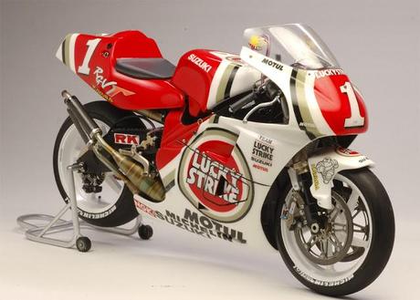 Suzuki RGV 500 Γ K.Schwantz 1994 by Utage Factory House