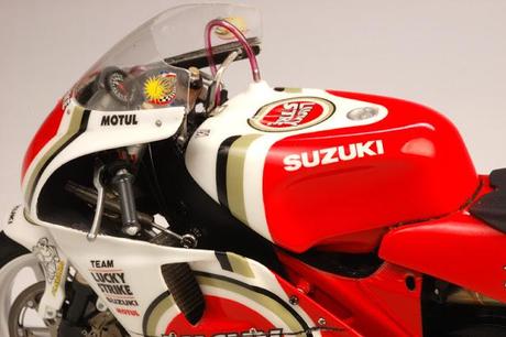 Suzuki RGV 500 Γ K.Schwantz 1994 by Utage Factory House