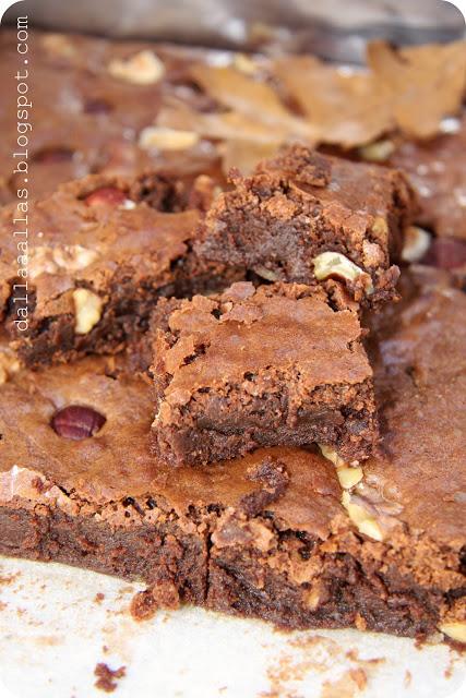 CHOCOLATE BROWNIES