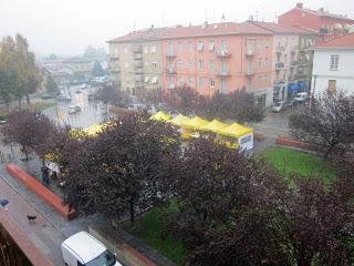 Il Mercato in Piazza (Grandi)