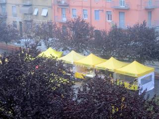 Il Mercato in Piazza (Grandi)