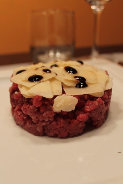 Tartare al tartufo bianco...per la Parmigiano Reggiano Night Tartare al tartufo bianco...per la Parmigiano Reggiano Night