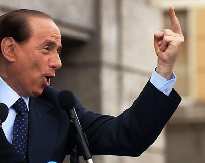 Twitter deride Berlusconi, ecco la raccolta delle migliori battute.