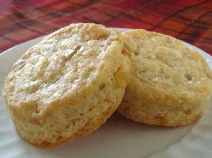 http://4.bp.blogspot.com/_Vyug04oA_Xg/S9czbi30dvI/AAAAAAAAAHQ/XH6P5kIaOj8/s1600/scones.jpg