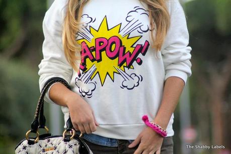 Comic print sweater