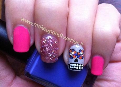 Halloween Nail Art tutorial: Realizziamo una manicure tutta in pink & sugar skulls!