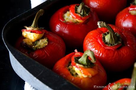 Peperoni ripieni ai sapori del Mediterraneo - Peppers stuffed with the flavors of the Mediterranean