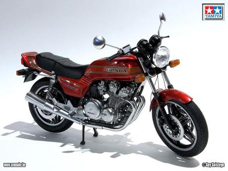 Honda CB 750 F 1979 by Sennake (Tamiya)