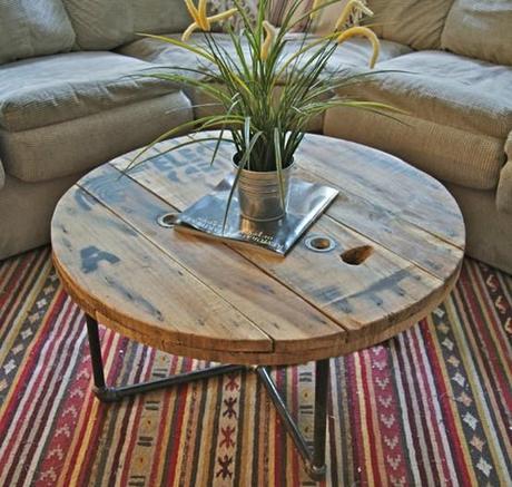 Recuperato legno spool tavolo