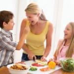 Mangiare poco e bene? Molto meglio in famiglia che al ristorante