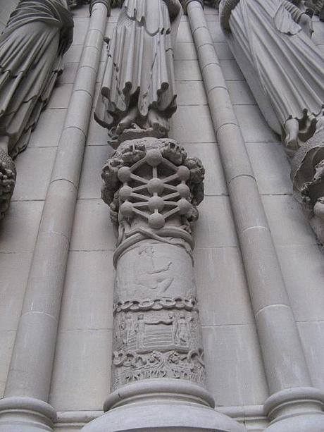 Un approfondimento sui pilastri della cattedrale di St. John the Divine